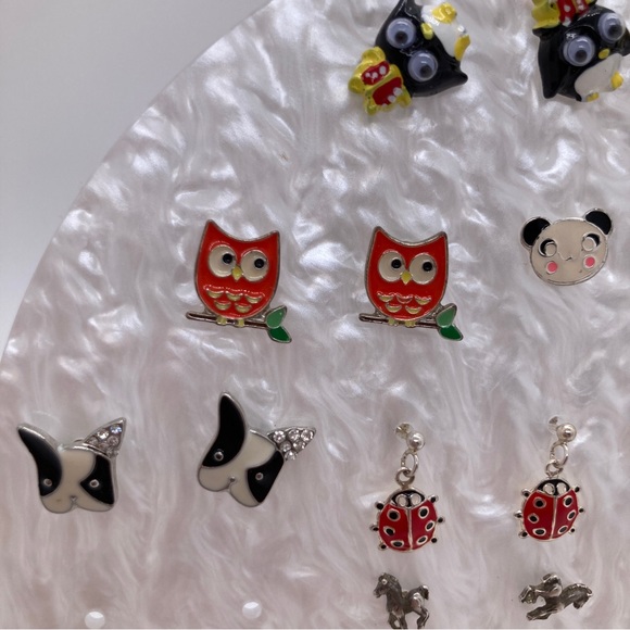 11 Pairs Animal & Insect Earrings Mostly Post Back Penguin Panda Dog Owl Ladybug - Picture 3 of 5